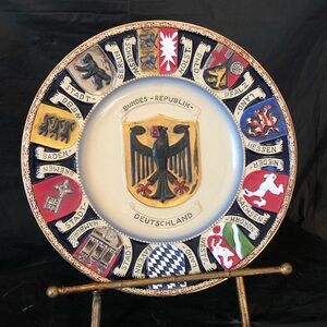West Germany 🇩🇪 States with flags / Coat of Arms; pottery 11” thick plate EUC